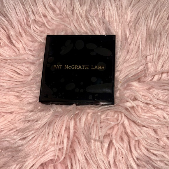 NEW Pat McGrath Labs Divine Rose Luxe Eyeshadow Eternal Eden Makeup Quad - Picture 6 of 14